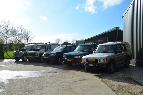 Landrovers op Slagorde